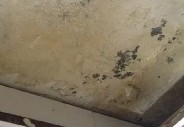 向阳阳台漏水维修公司分享下向阳卫生间渗水维修需要注意哪些问题。